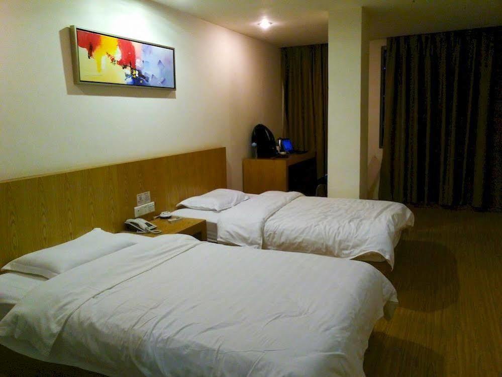 Loft Inn Qingyuan Lianjiang Road Branch Qingyuan (Guangdong) Esterno foto