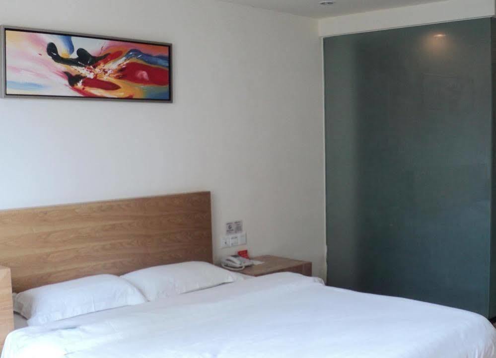 Loft Inn Qingyuan Lianjiang Road Branch Qingyuan (Guangdong) Esterno foto